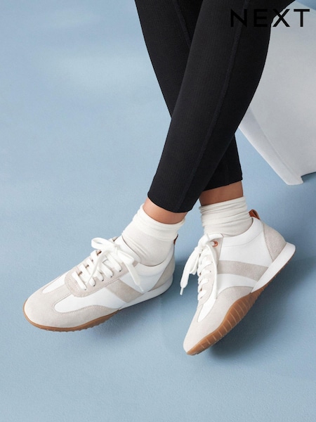 Bela - Signature Leather Slim Sole Retro Trainers (610098) | € 31