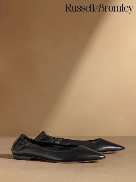 أسود - حذاء باليه Newton بنعل مسطّح ومقدمة مدببة من Russell & Bromley