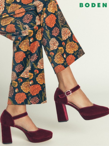 أحمر - Boden Jewelled Buckle Platform Heels
