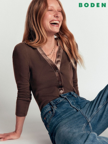 Brun - Boden Velvet Trimmed V-neck Top