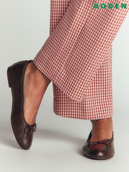 Brown - Boden Patti Round Toe Ballet Flats