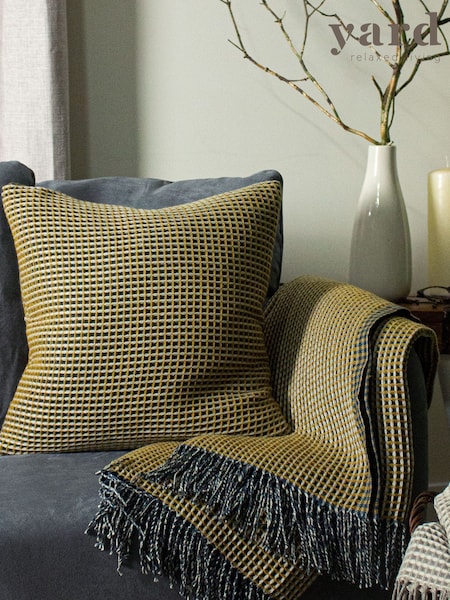 Furn Ronan Sherpa Waffle Fleece Throw (635435) | ‏93 د.إ.‏