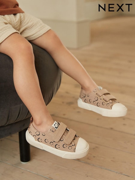 Neutral Smile Touch Fastening Bumptoe Shoes (637808) | €9 - €12