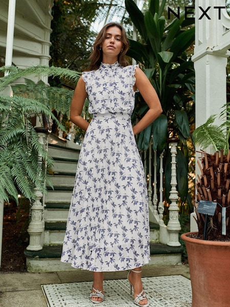 White and Navy Floral Kew Collection Mesh Pleated Ruffle Dress (644339) | €35