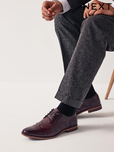 Burgundy Red Texture Detail Double Wing Brogue Shoes (648501) | €17