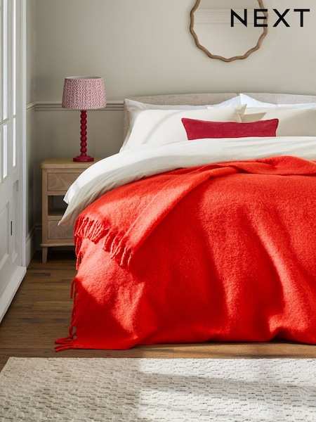 Red Beckett Throw (654869) | €21 - €29