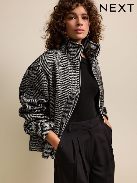 Black/White Funnel Neck Jacket (665282) | €28