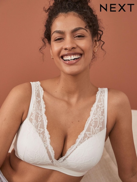 White DD+ Light Pad Non Wire Bra (665797) | €6