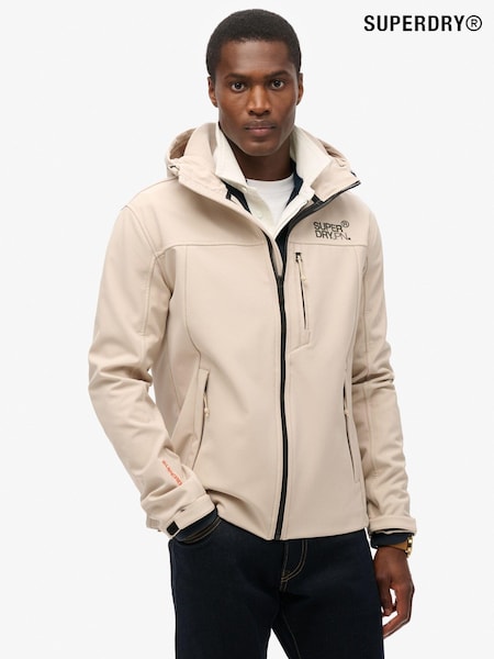 Серый Chateau  - Superdry Hooded Soft Shell Trekker Jacket (667821) | €129