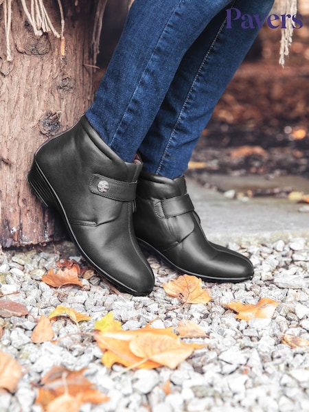 Pavers Black Wide Fit Leather Ladies Ankle Boots (669858) | €71