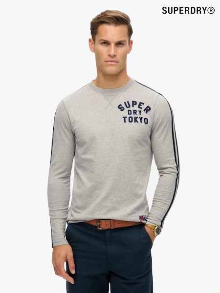 Gri - Tricou din bumbac cu dungi Superdry 100% Vintage Athletic Mânecă lungă (672844) | 335 LEI