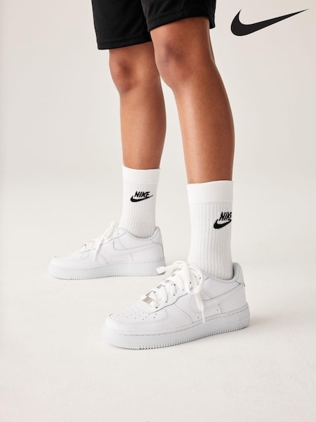Nike White Air Force 1 Youth Trainers (678175) | €93