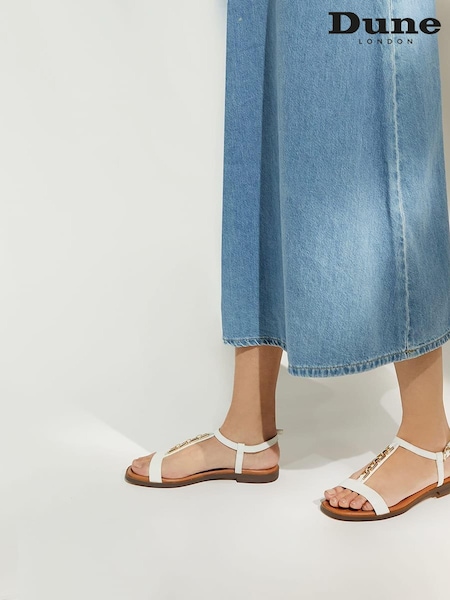 Dune London White Lotty Chain T-Bar Flat Sandals (679629) | €47.50