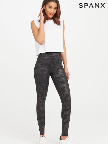 SPANX® Medium Control Faux Leather Camo Shaping Leggings (680347) | €33