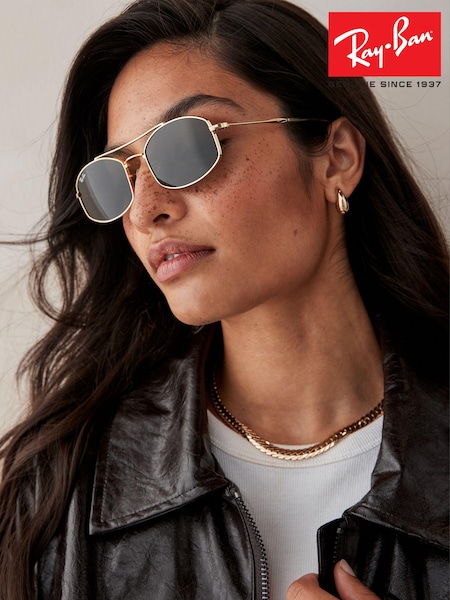 Ray-Ban RB3719 Sunglasses (708326) | €198