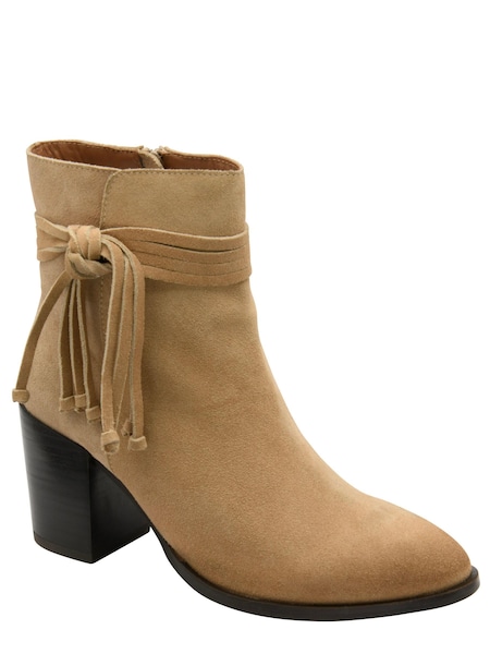 Ravel Cream Suede Leather Block Heel Ankle Boot (723585) | €84