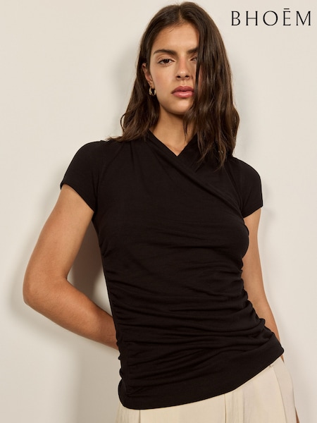 Negro - Ruched V-neck Short-sleeve Top