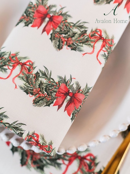 Avalon Home Sweeping Garlands Table Runner