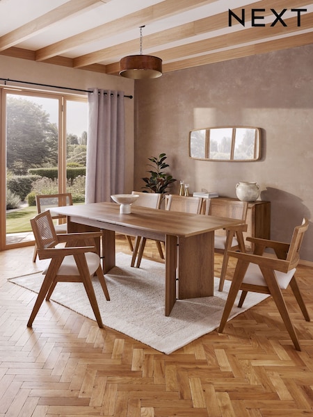 Dark Natural Oak Effect Taytum 6 to 8 Seater Extendable Dining Table (764628) | €365