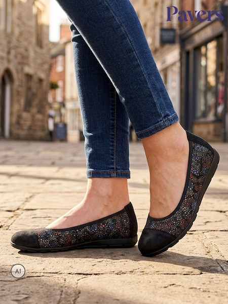 Schwarz - Pavers Leather Slip On Ballet Flats