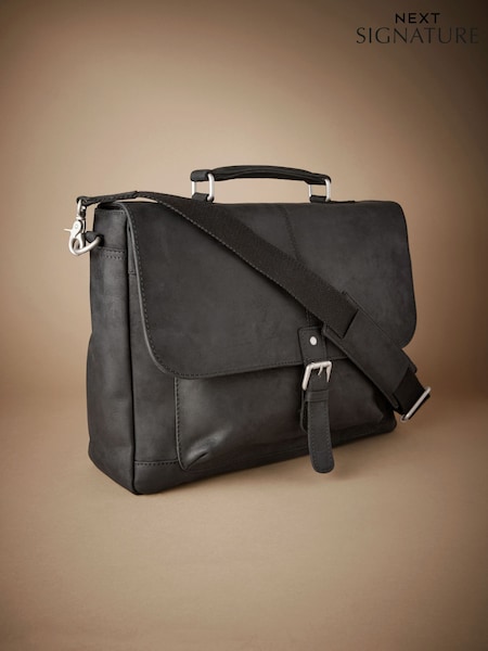 Musta - Signature Oily Leather Briefcase Bag (773985) | €131