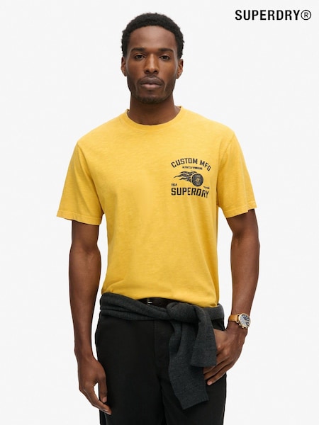צהוב - Superdry 100% Cotton Lo-fi Biker Graphic Loose T-shirt (790376) | ‏151‏₪