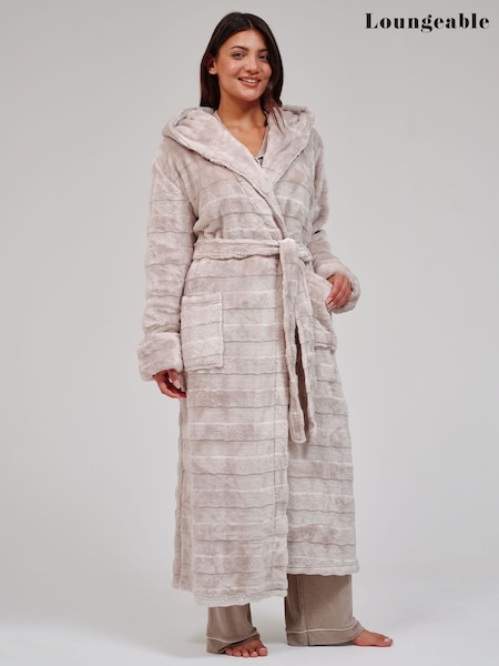 Marrón - Loungeable Bata de baño larga con capucha de felpa de lujo con estampado de rayas en relieve.