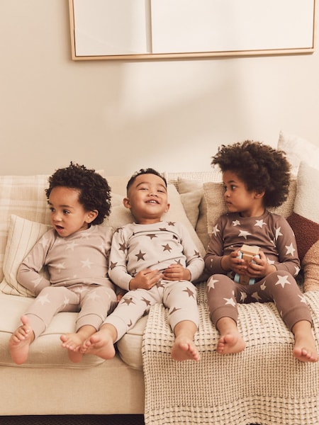 Nevtralna zvezda - 3 Pack 100% Cotton Snuggle Long Sleeve Pyjamas (9mths-8yrs) (797192) | € 22 - € 28