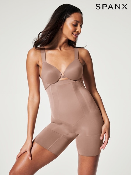 SPANXsculpt™ On Core High-Waisted Mid-Thigh Shorts (813158) | 366 QAR