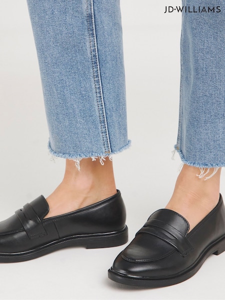 JD Williams Classic Penny Loafers In Wide Fit (818527) | € 37