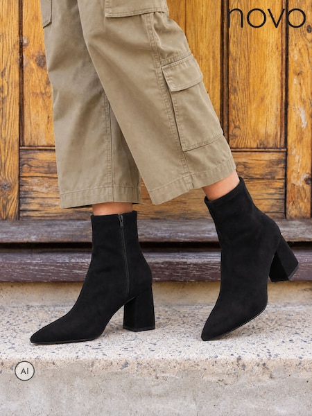 Juoda - Novo Wide Fit Kat Mid Block Chisel Toe Ankle Boots