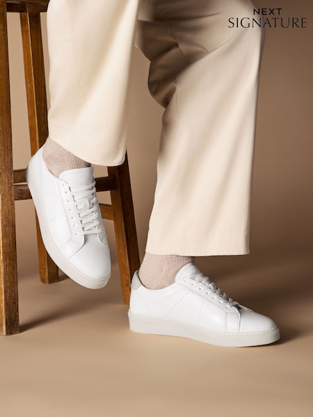 白色 - Signature Leather Trainers (822847) | NT$2,480