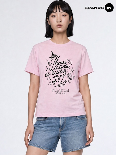 وردي - Brands In Practical Magic Little Witch Halloween Boyfriend Fit T-shirt