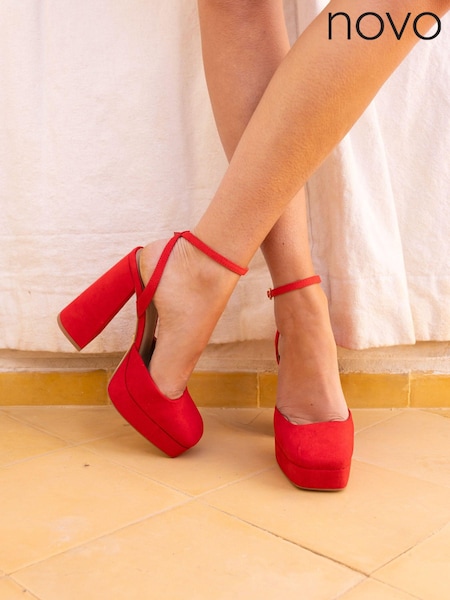 Novo Red Regular Fit ILIKA Close Toe Platform Courts (828443) | €29