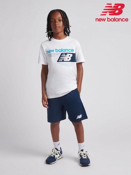 Белый - New Balance Athletics Graphic T-shirt & Shorts Set