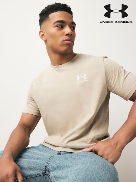 Under Armour Cream Sportstyle Left Chest Logo T-Shirt (847215) | €32