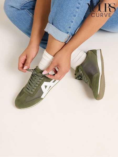 Green - Yours Curve Slim Sole Trainers In Wide E Fit