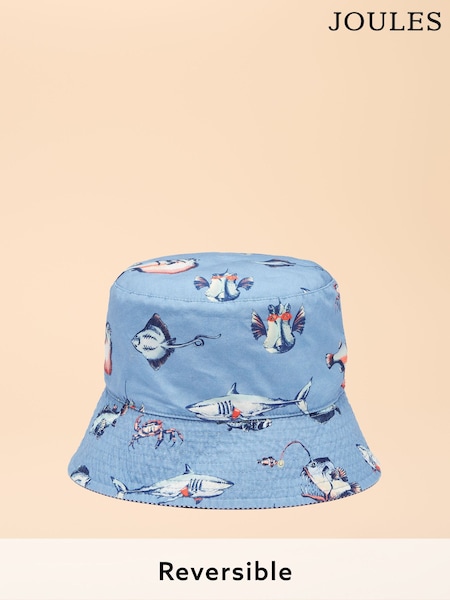 Joules Boys' Bayley Blue Reversible Fish Bucket Hat (860170) | R$ 120