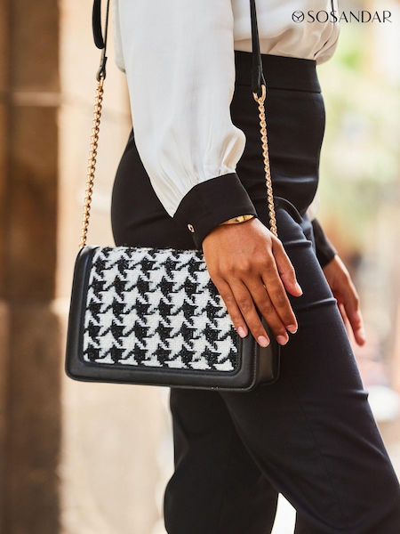Sosandar Black Chain Detail Cross-Body Bag (862448) | € 30