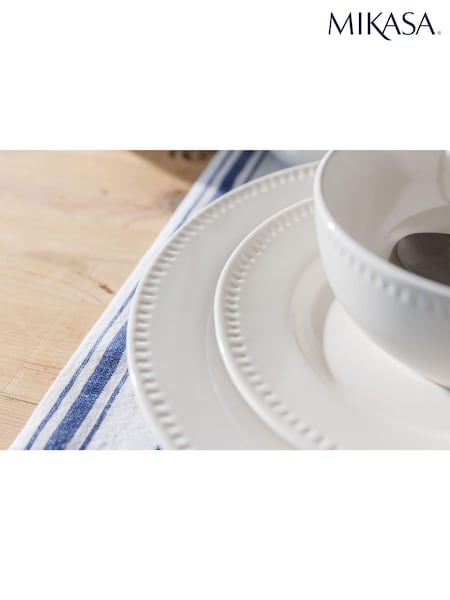 Mikasa Set of 4 White Cranborne Stoneware Dinner Plate (863550) | €54