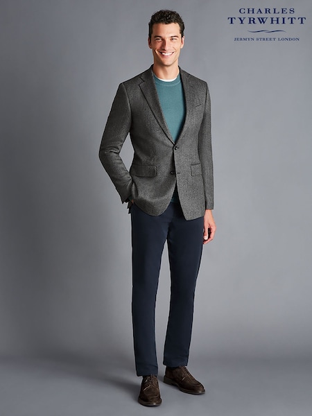 Charles Tyrwhitt Grey Herringbone Wool Texture Classic Fit Jacket (866479) | R$ 2,270