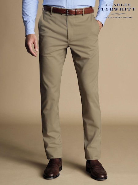 Charles Tyrwhitt Natural Slim Fit Ultimate non-iron Chino Trousers (872688) | €118