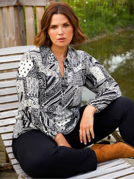 Live Unlimited Curve - Patchwork Paisley Print Swing Black Shirt (875483) | €34