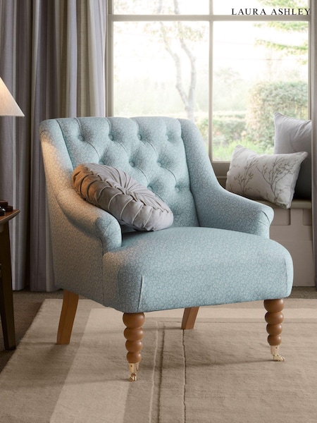 Laura Ashley Sweet Allysum Pale Seapsray Blue Ropsley Accent Chair (888454) | €536