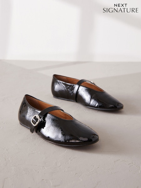 Black Standard/Wide Fit Signature Leather Mary Jane Shoes (888937) | $74