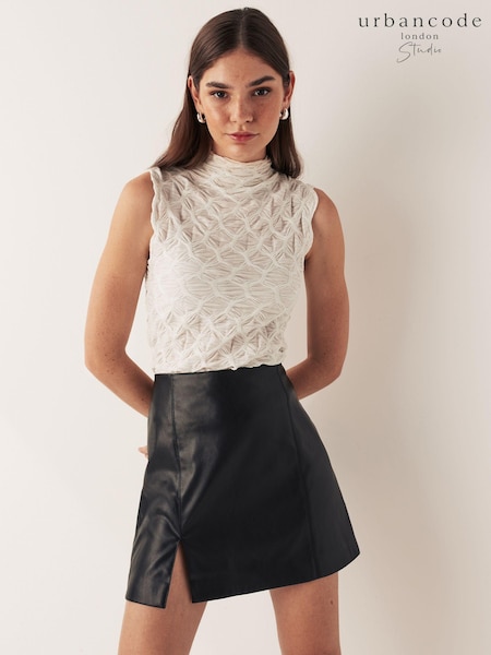Urban Code Black Faux Leather Mini Skirt With Split Detail (892818) | €27