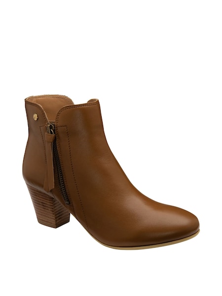 Ravel Brown Leather Heeled Ankle Boots (903429) | €69