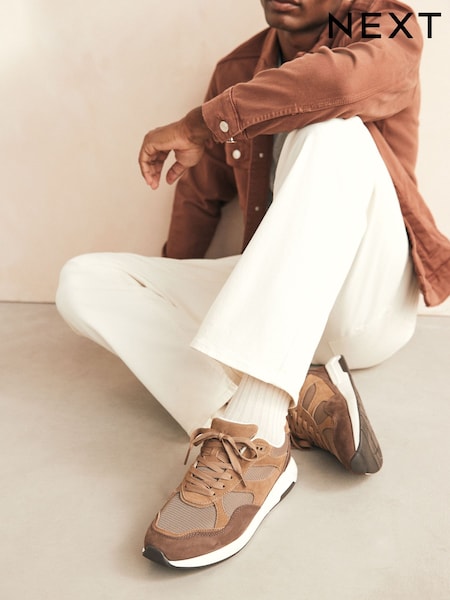 Brown Leather Runner Trainers (906301) | €24