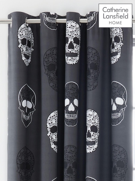 Catherine Lansfield Grey Skulls Reversible Lined Eyelet Curtains (910654) | €66