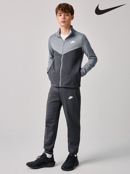 Nike Grey Full Zip Tracksuit (915625) | €73